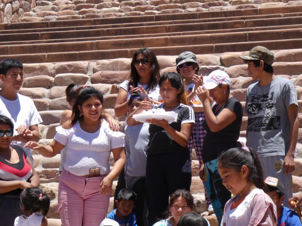 Birthday party in blistering sun on monument steps